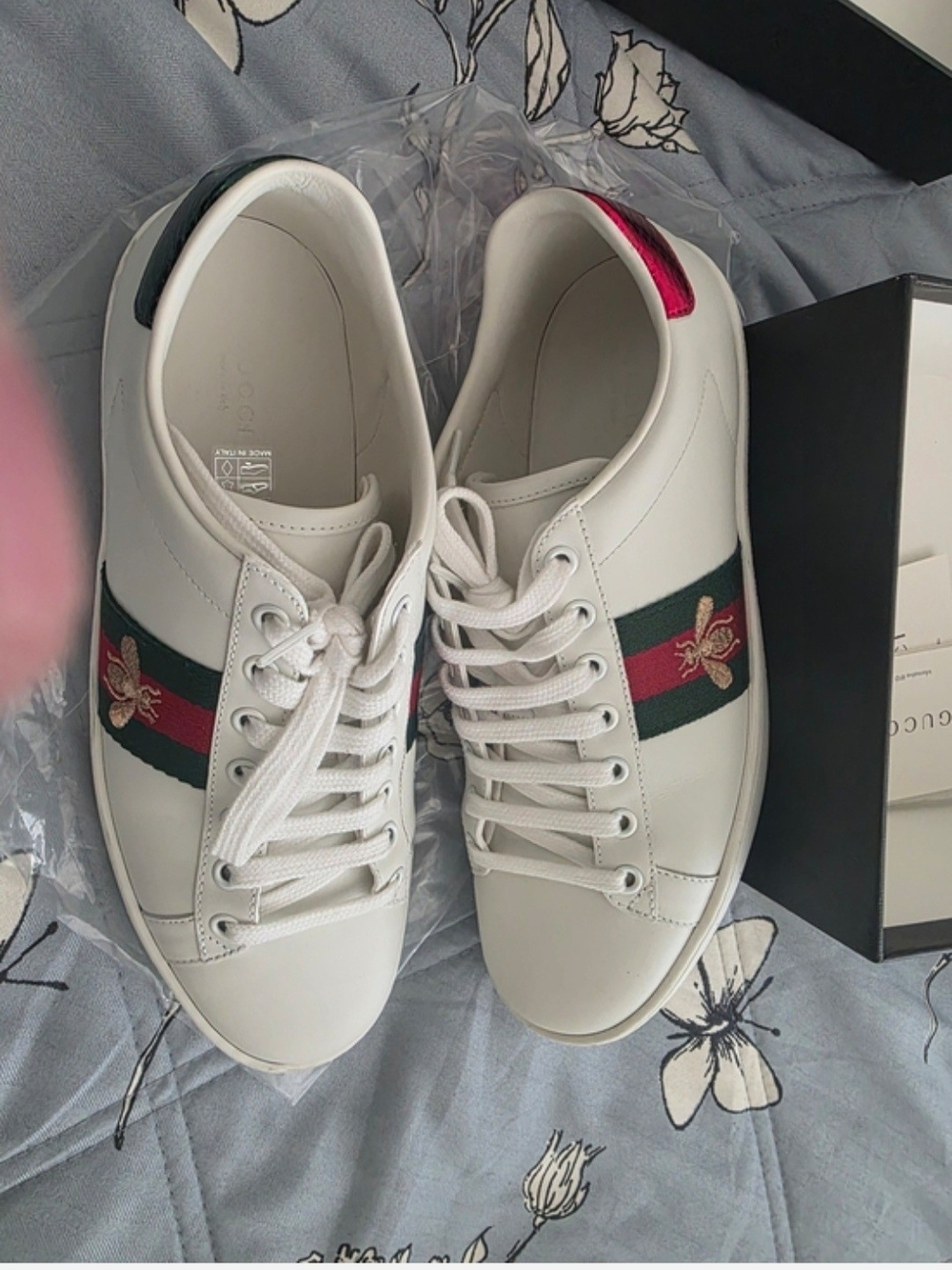 Gucci White Leather Sneakers with Red and Green Web & Gold Bee - Picture 4 of 4